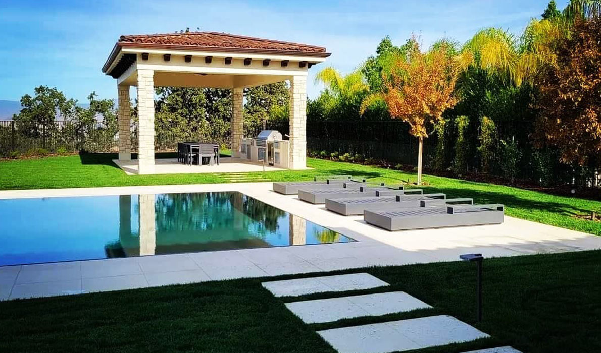 Family & Recreational Pools